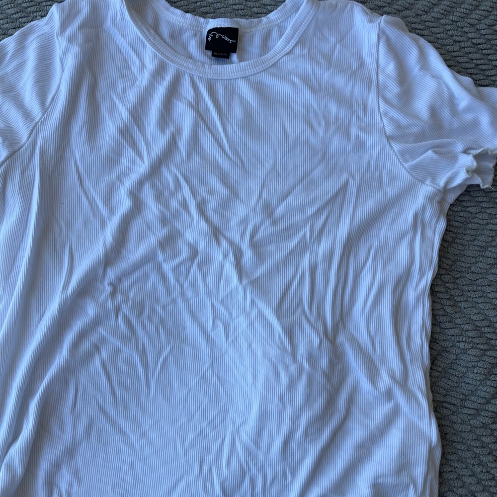 Tee